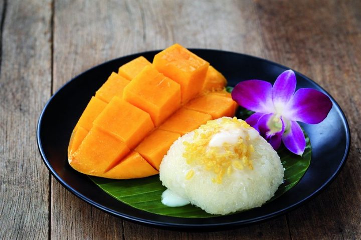 Mango sticky rice