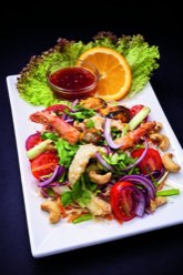 Crispy seafood salad