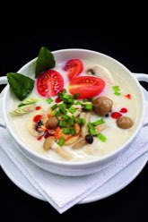 Tom Kha