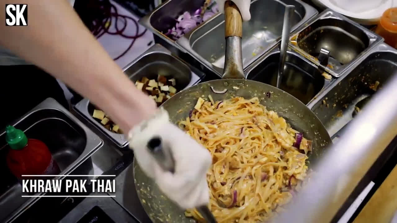 Street Kitchen kóstolás a Khraw Pak Thai ételeiről